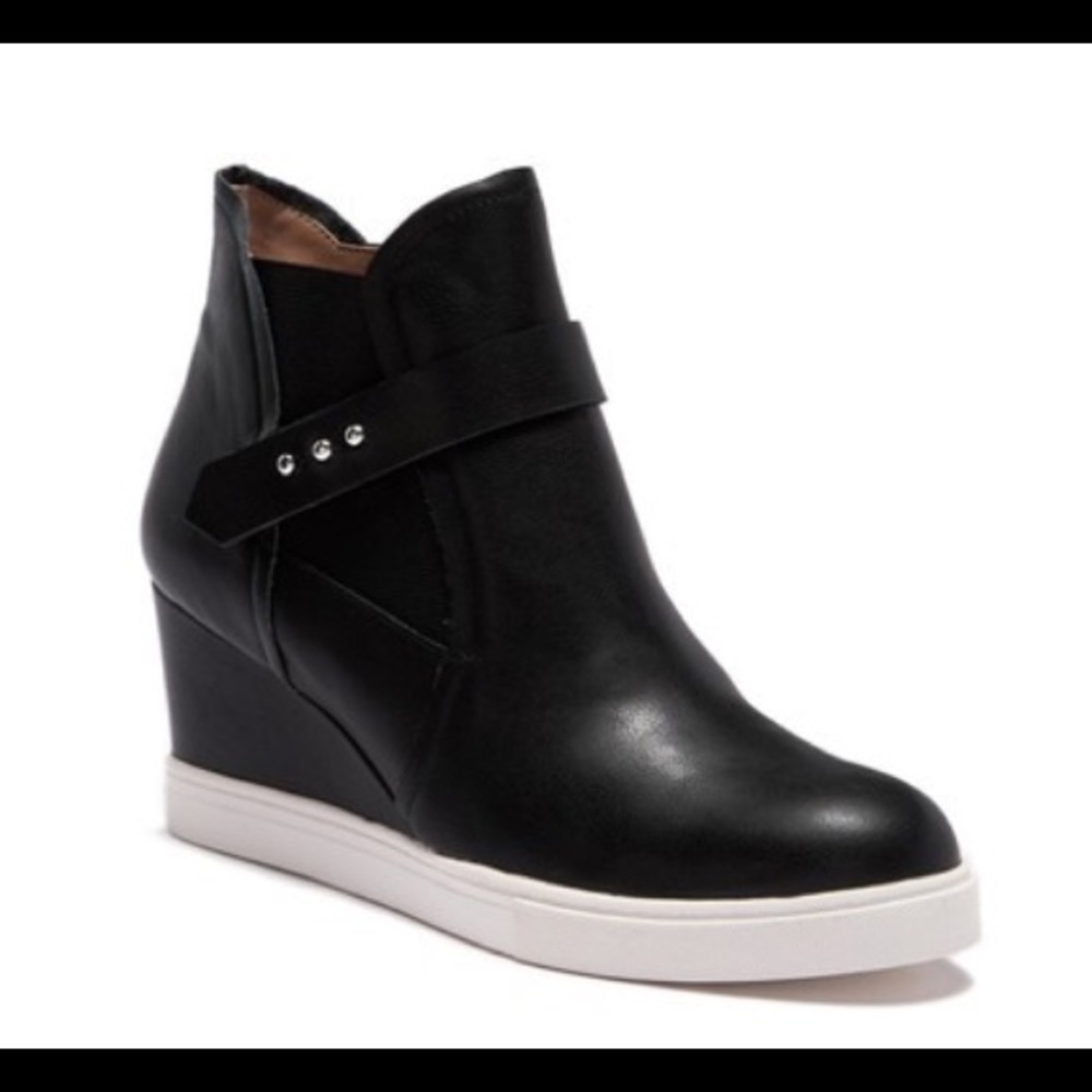 Linea Paolo Freshton High Top Wedge Sneaker Sz 7.5